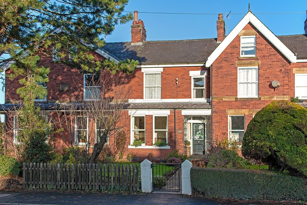 Property photo 1 of 21 4388834