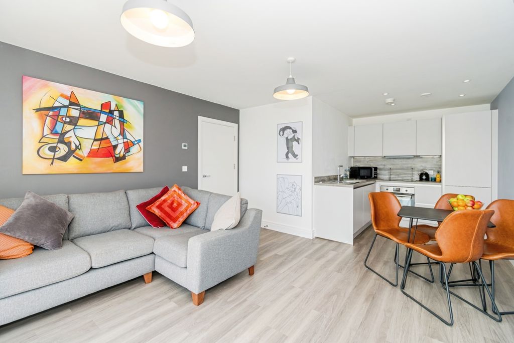 Property photo 2 of 15 Photo