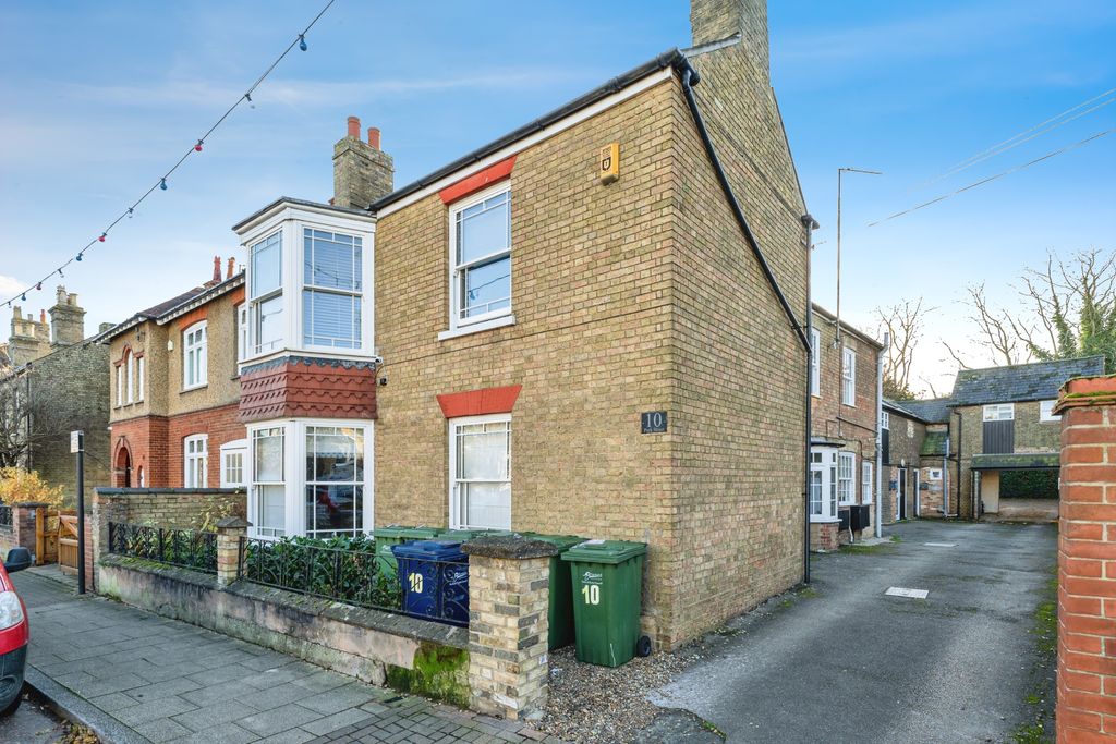 Property photo 2 of 33 Photography