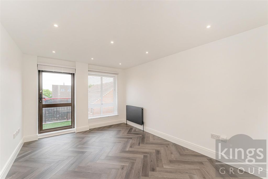 Property photo 2 of 14 6.Jpg