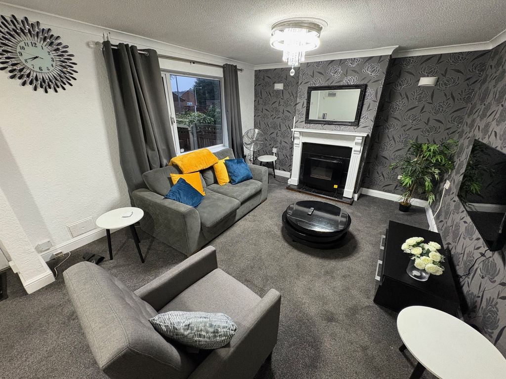 Property photo 2 of 13 Image