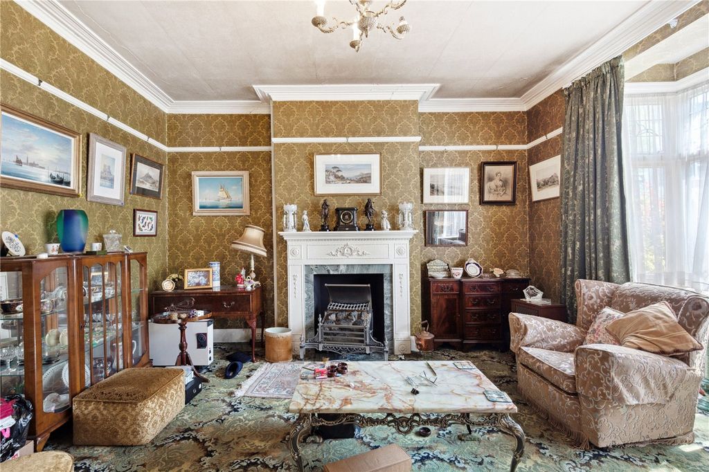Property photo 2 of 10 Picture No. 04
