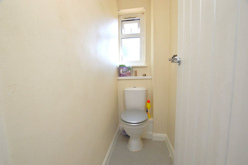 Property photo 3 of 7 Wc