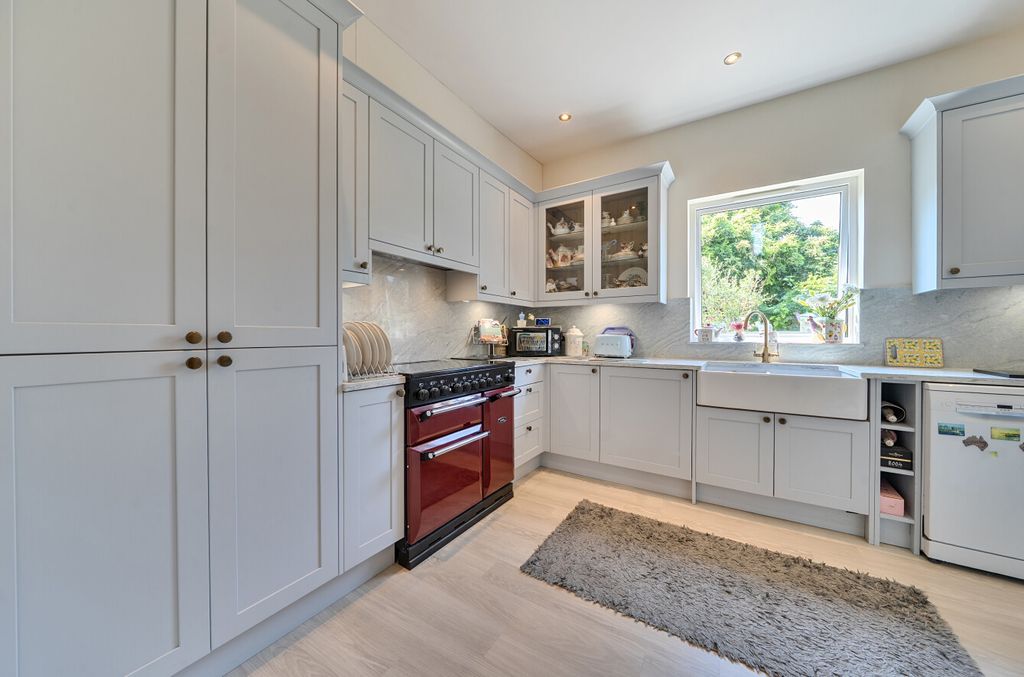Property photo 2 of 21 1488993-8-6A51241...