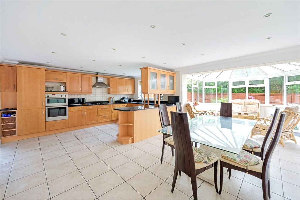 Property photo 2 of 21 Picture No. 03