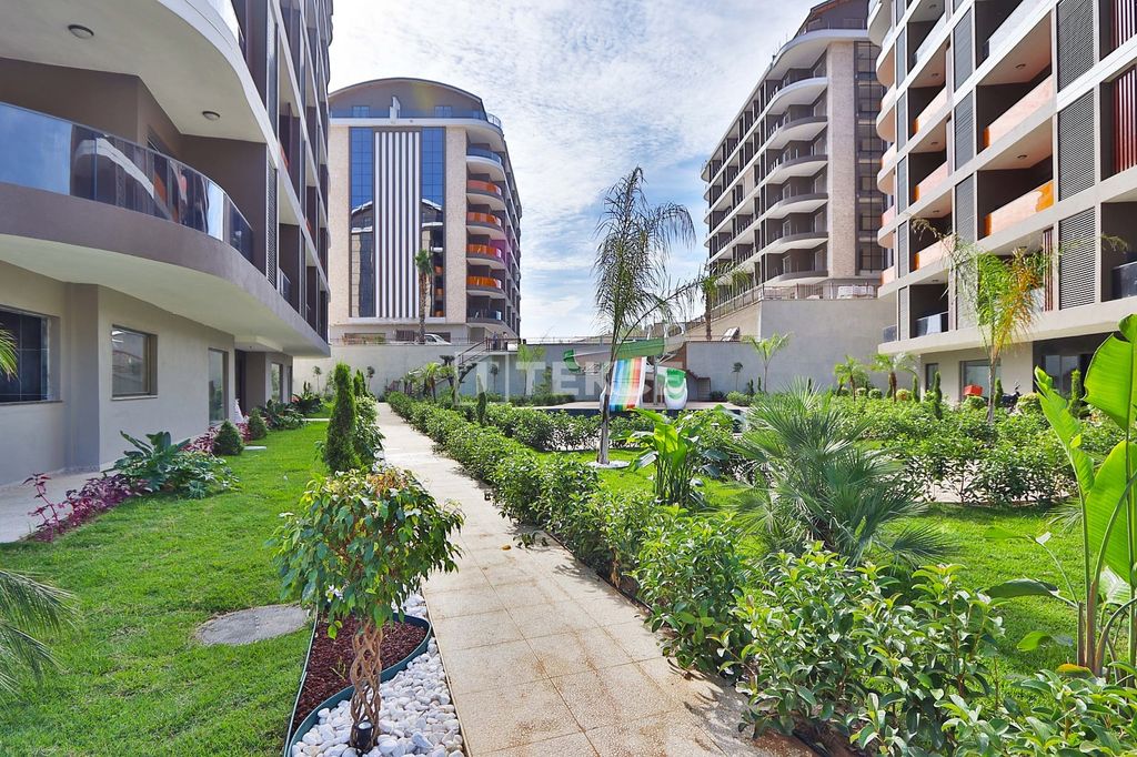 Property photo 2 of 30