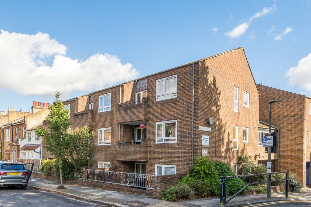 Property photo 1 of 20 1528577-19-6Abe56...
