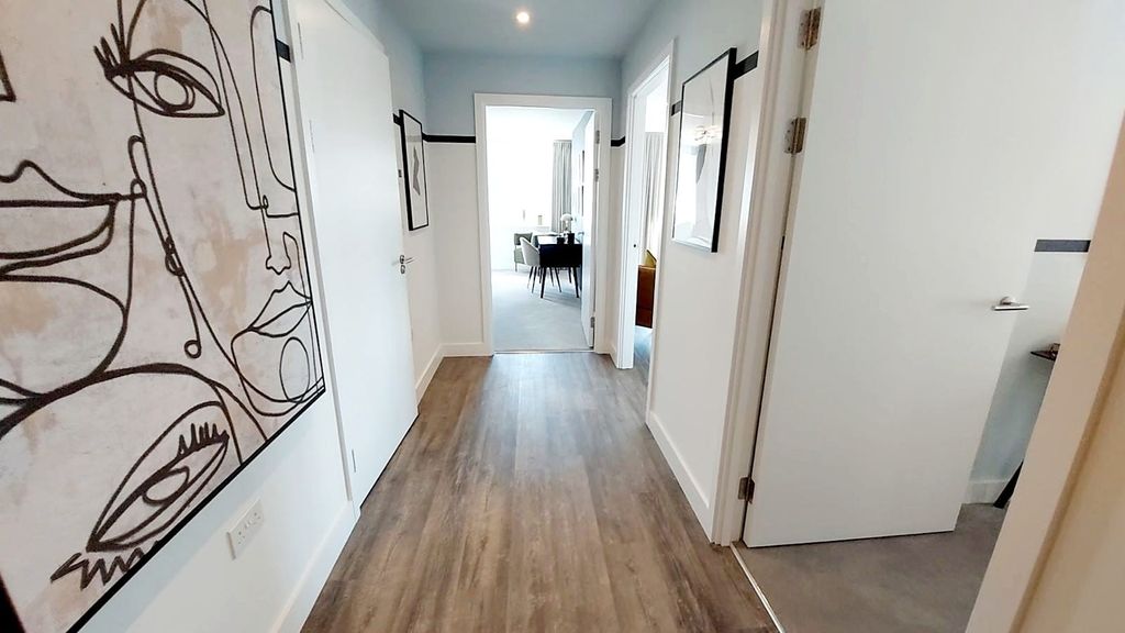 Property photo 3 of 7