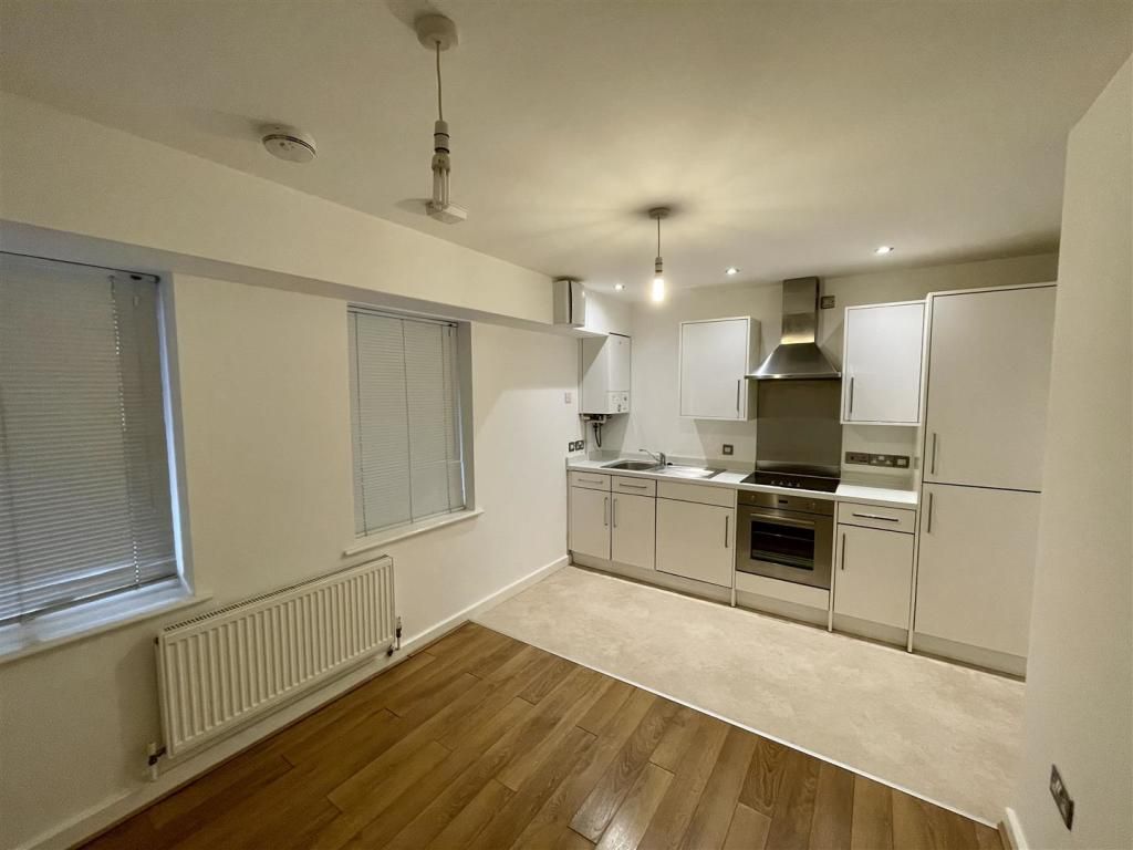 Property photo 2 of 3