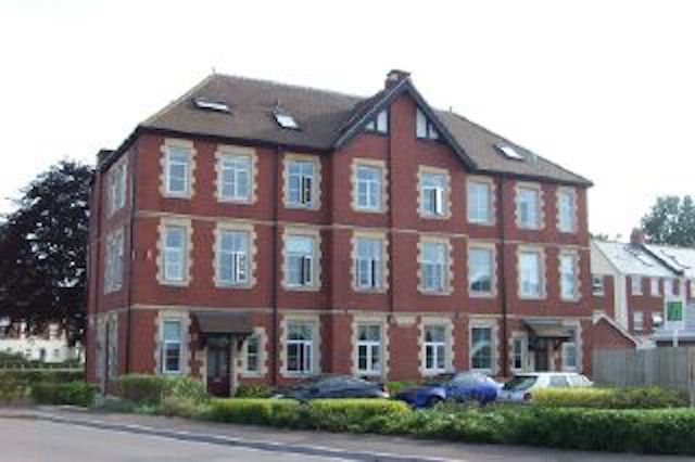 Property photo 2 of 9