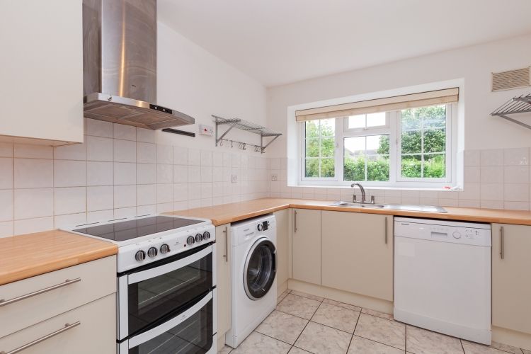 Property photo 3 of 9 300662
