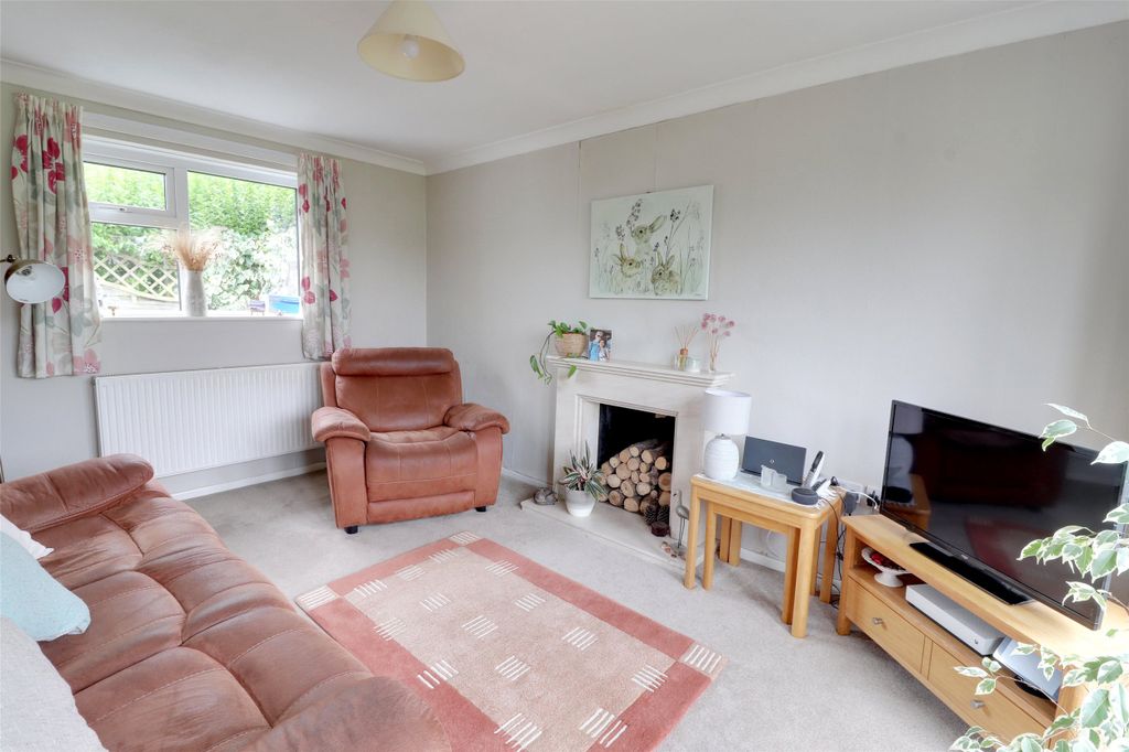 Property photo 3 of 14 3 - Picture No. 03