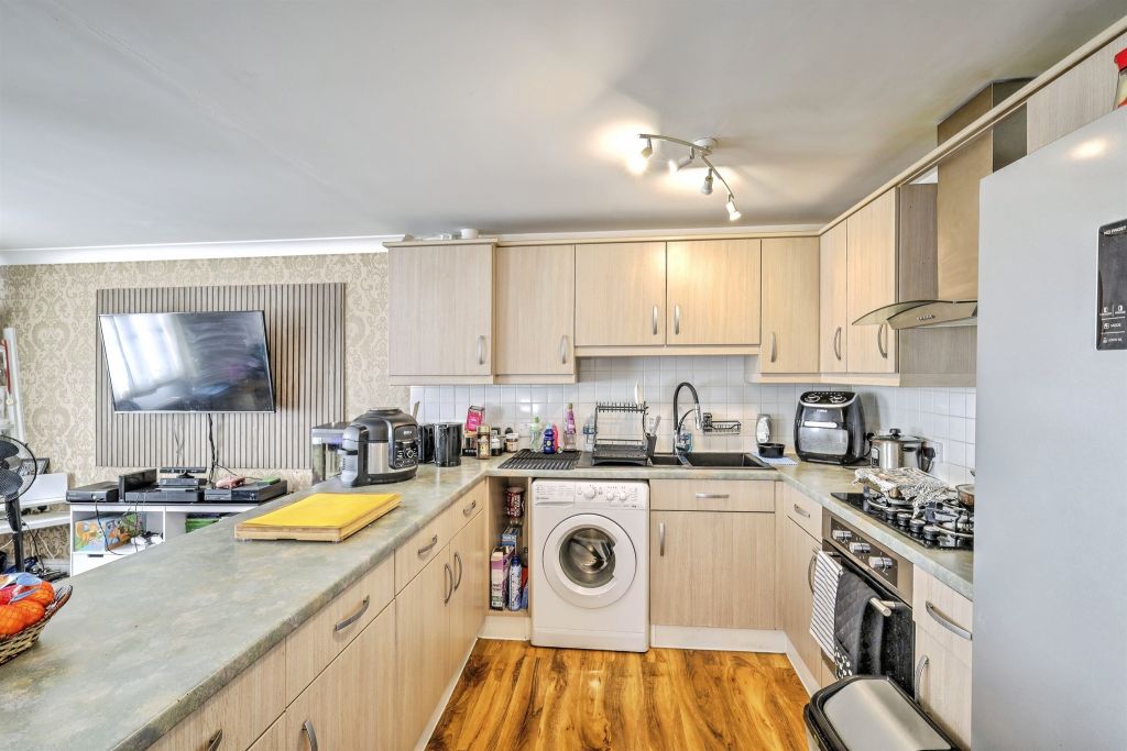 Property photo 3 of 10