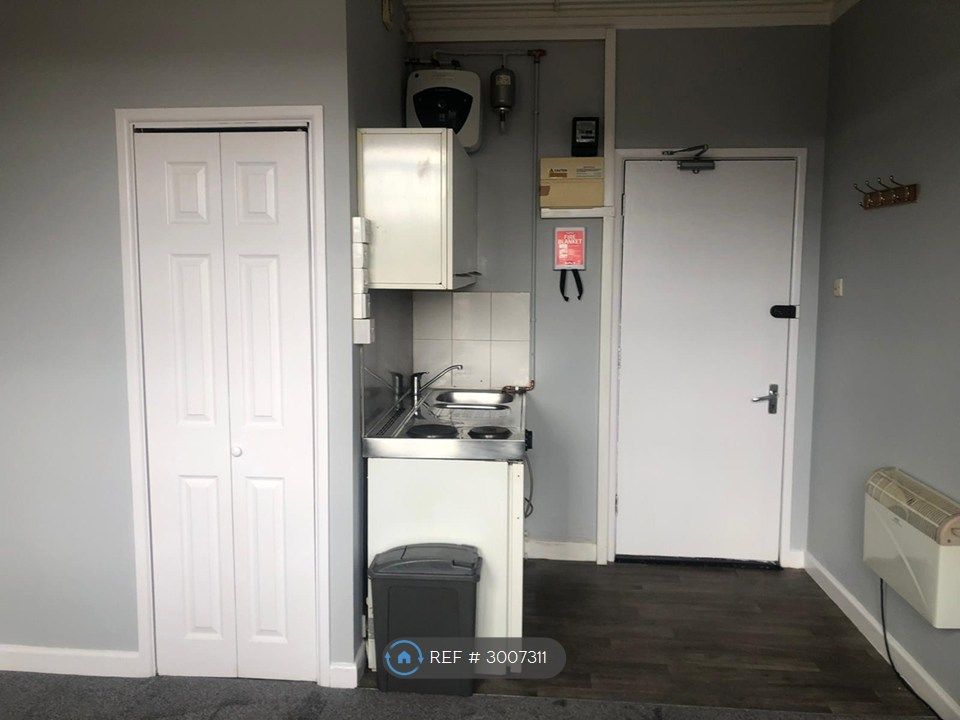 Property photo 3 of 4