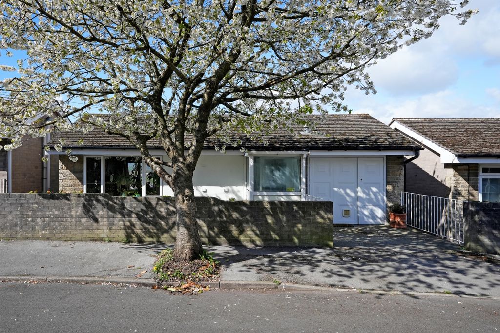 Property photo 1 of 28 Front External