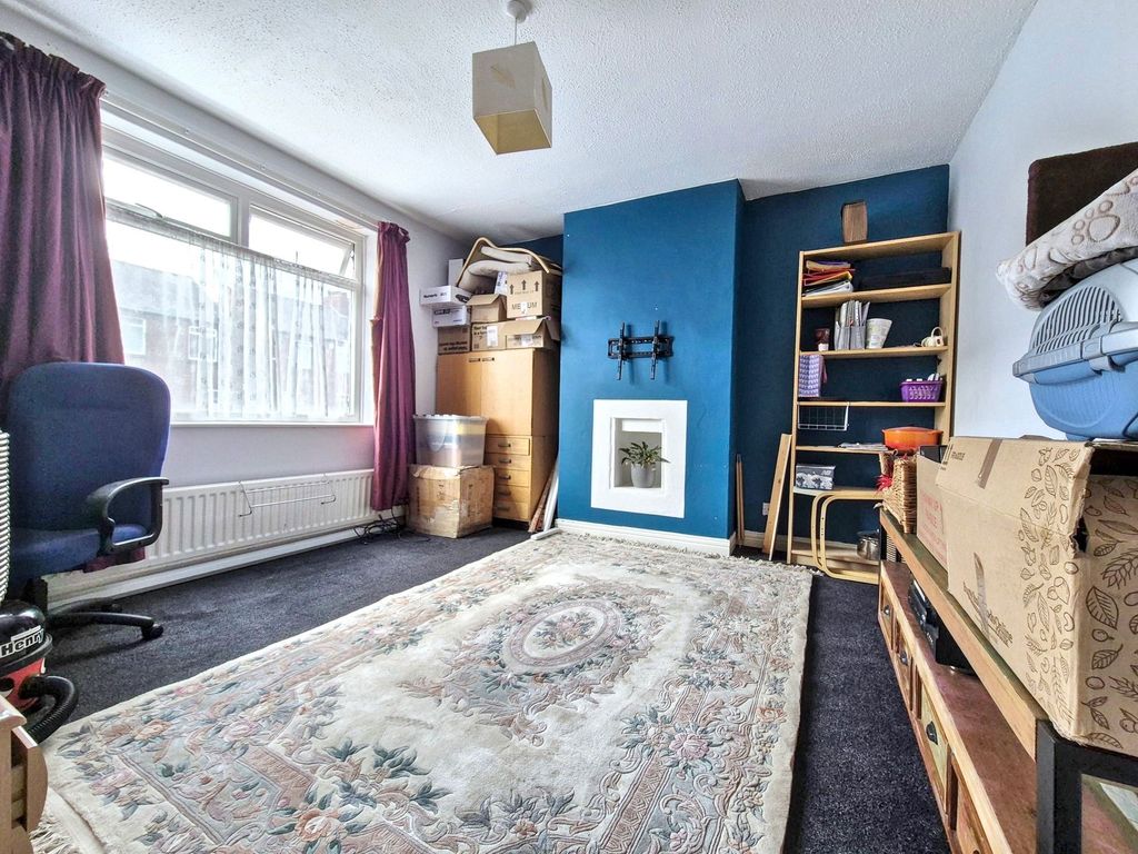 Property photo 2 of 22