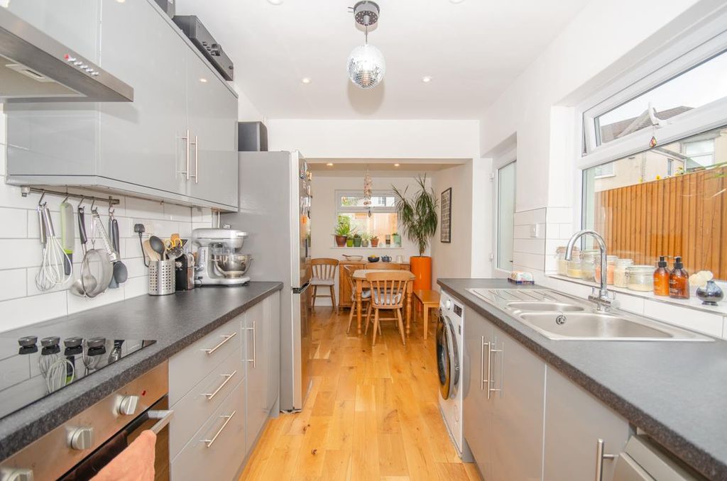 Property photo 2 of 30 Chaplin-46.Jpg
