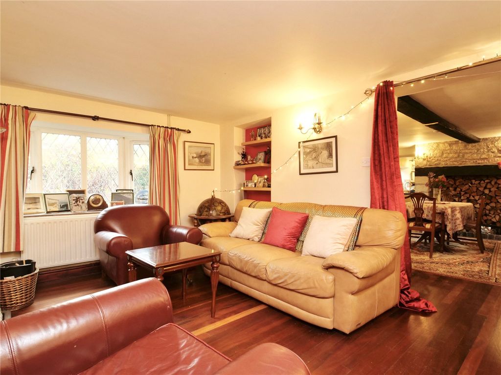 Property photo 2 of 26 Picture No. 17