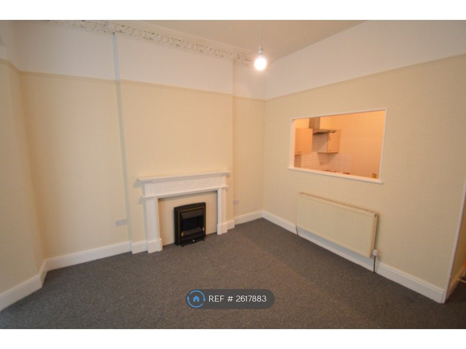 Property photo 2 of 12 Living Room