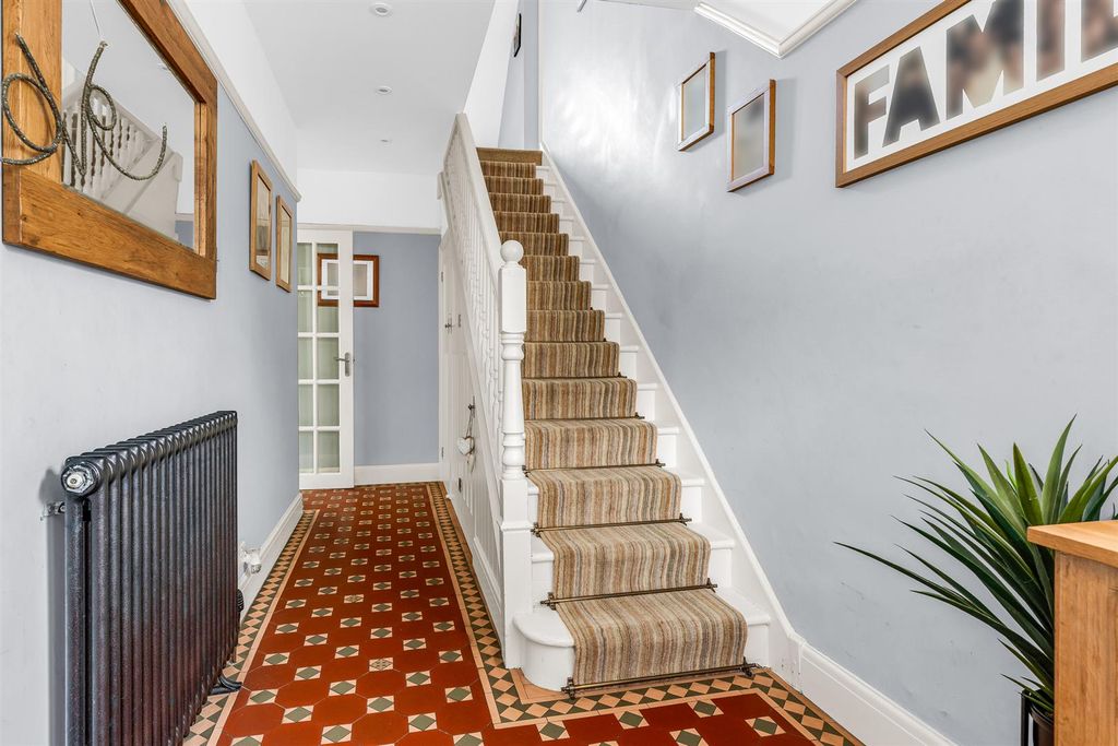 Property photo 2 of 32 Internal-17.Jpg