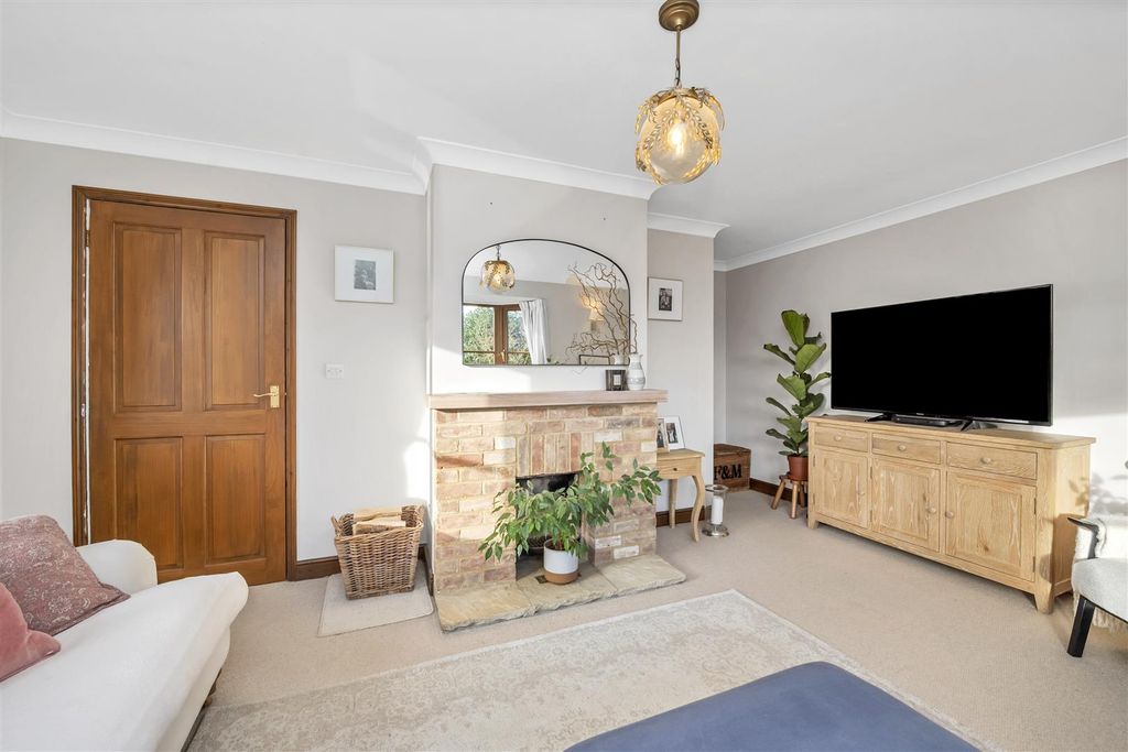 Property photo 3 of 19 Dcp_8615.Jpg