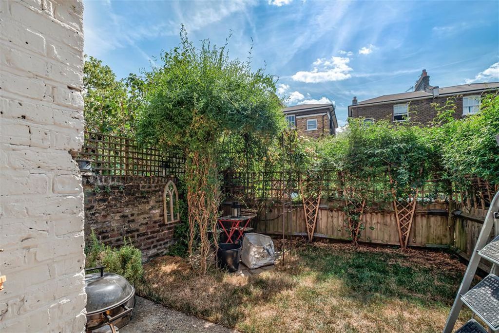 Property photo 3 of 7