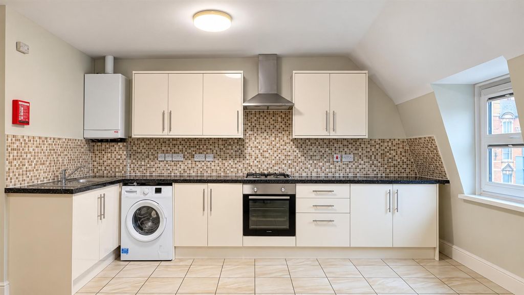 Property photo 3 of 15 Download (71).Png