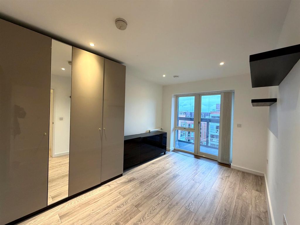 Property photo 3 of 10 Img_0418_Rightmove_Natural.Jpeg