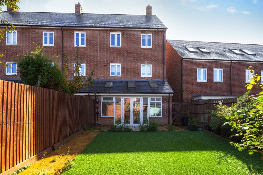 Property photo 1 of 16 Picture No. 27