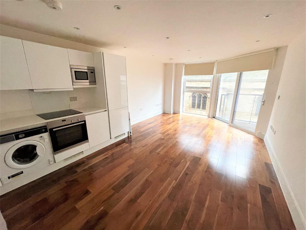 Property photo 2 of 10 Living 1.Jpg