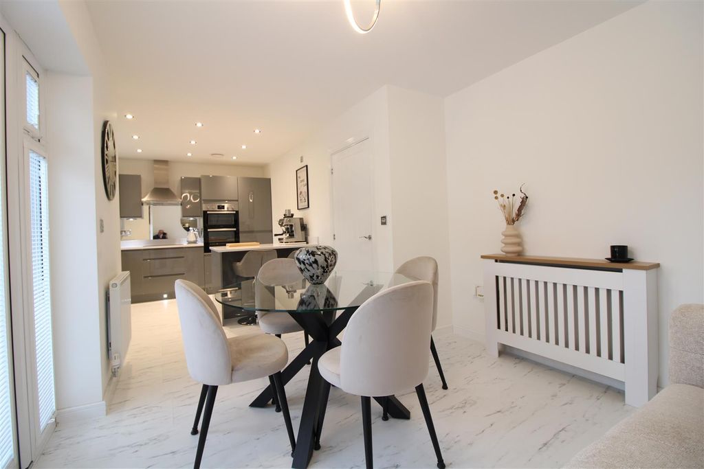 Property photo 3 of 17 C.DI.Jpg