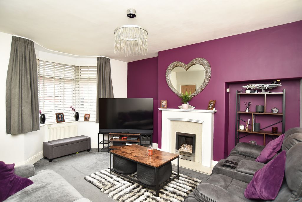 Property photo 3 of 13 3