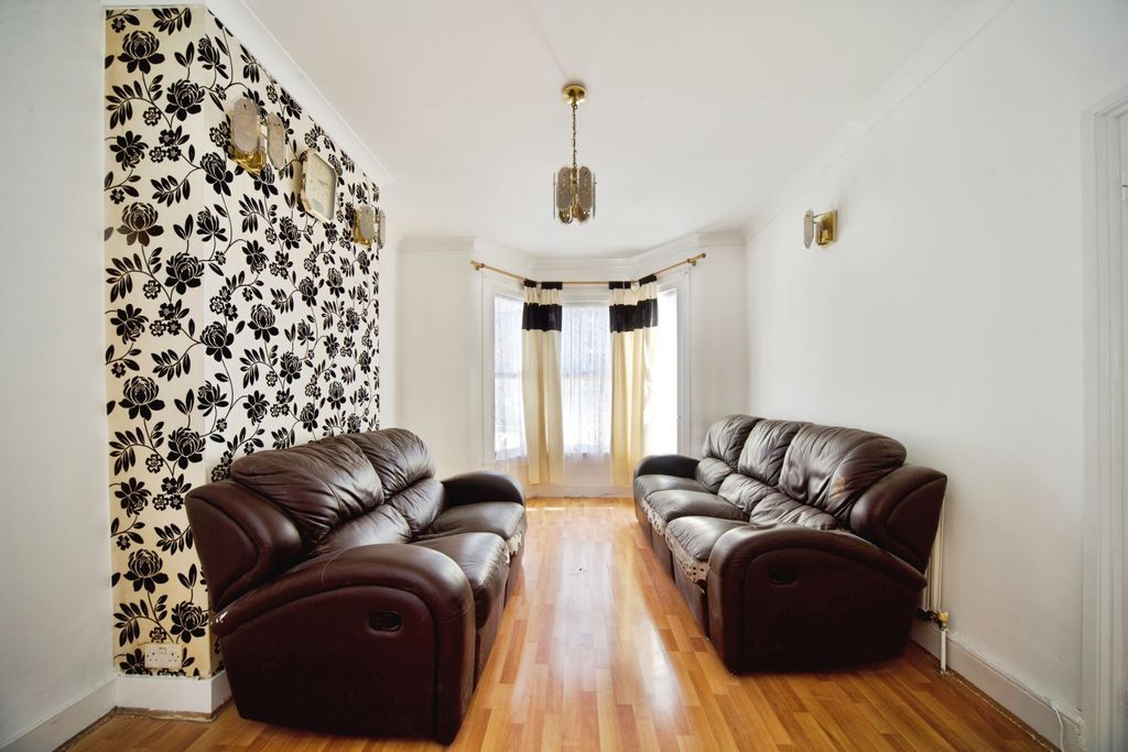 Property photo 2 of 15 Photo #2