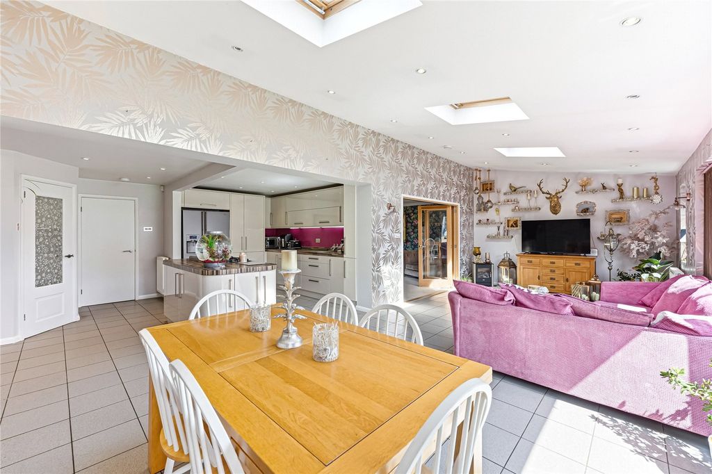 Property photo 1 of 33 Picture No. 46