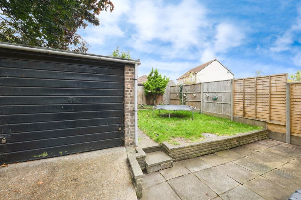 Property photo 2 of 15 Photo