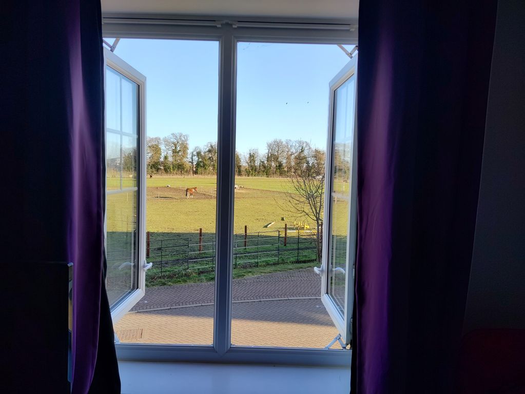 Property photo 1 of 33