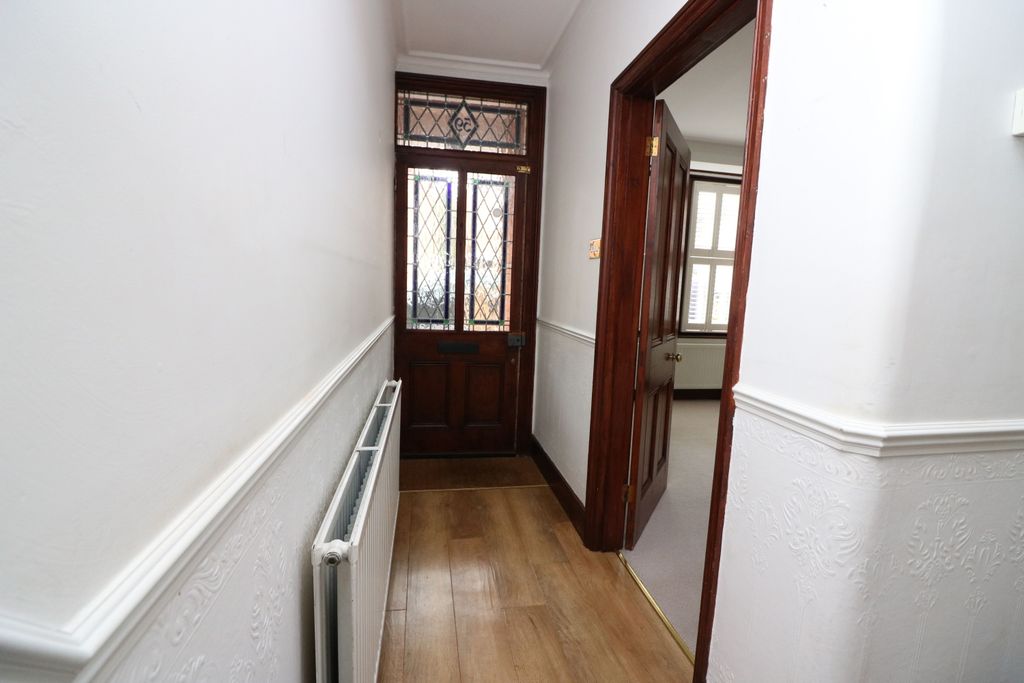 Property photo 2 of 24 Hallway