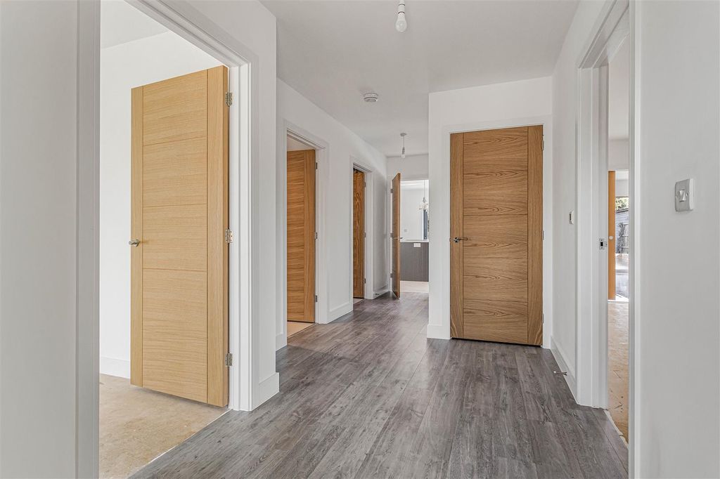 Property photo 2 of 36 35_76256.Jpg