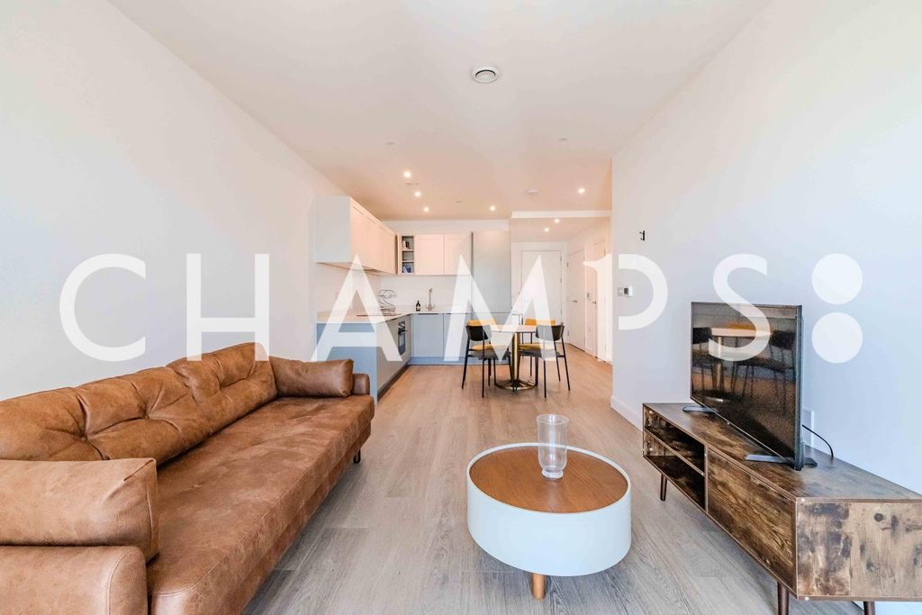 Property photo 1 of 6 1 Bed Flat To Rent Seagull Lane, London E16
