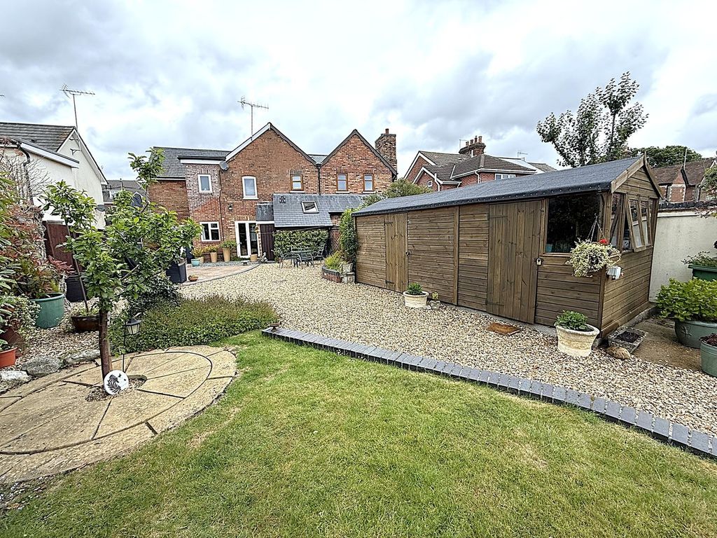 Property photo 3 of 31