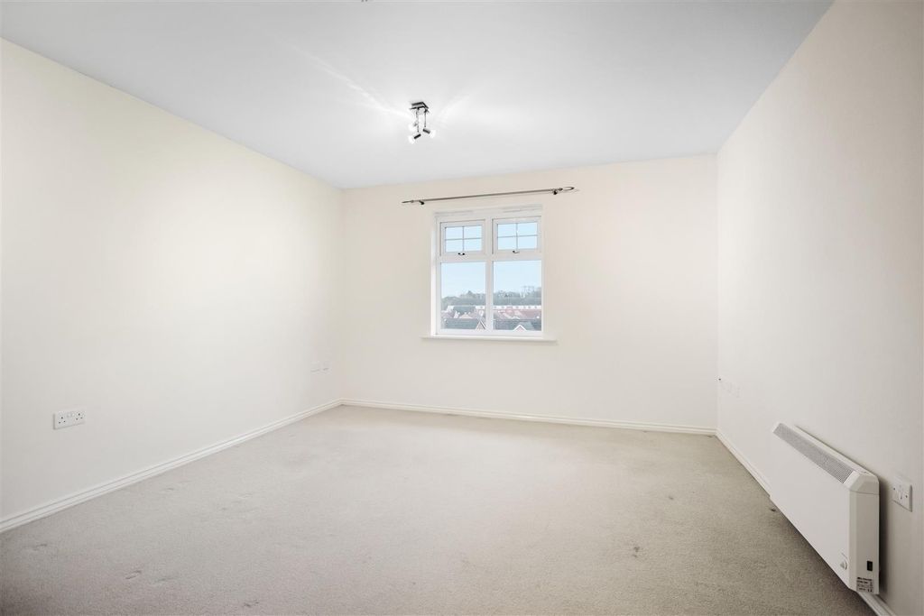 Property photo 3 of 13 Open Plan Kitchen/Living Room