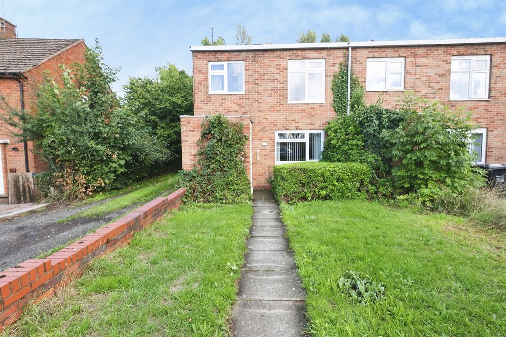 Property photo 2 of 23