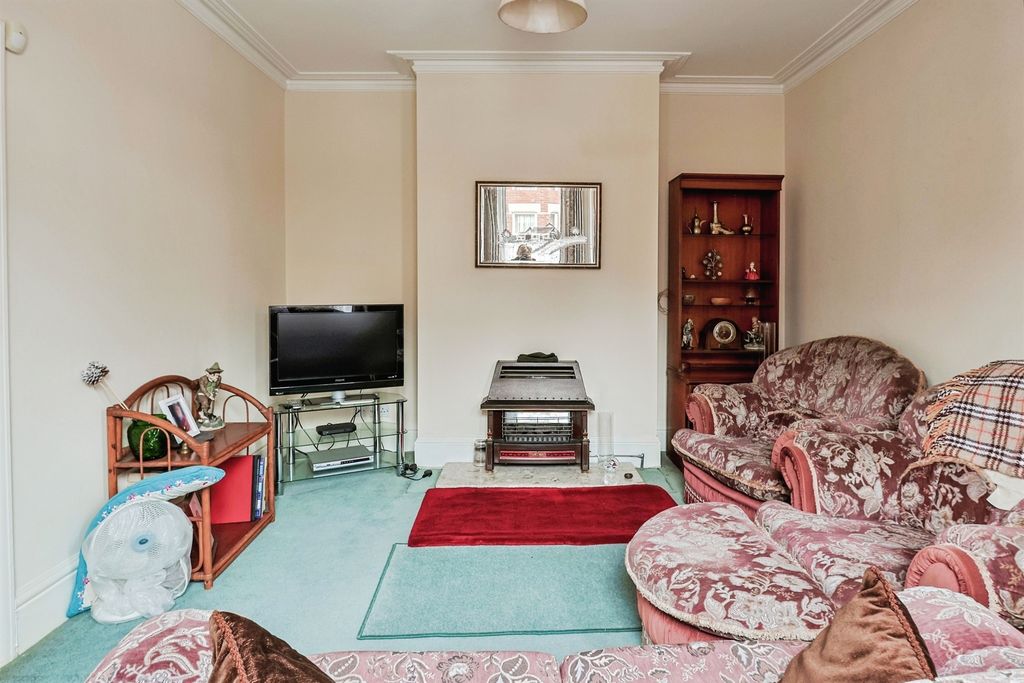 Additional image 9 of 4 bed detached house for saleAbinger Road, Bournemouth BH7