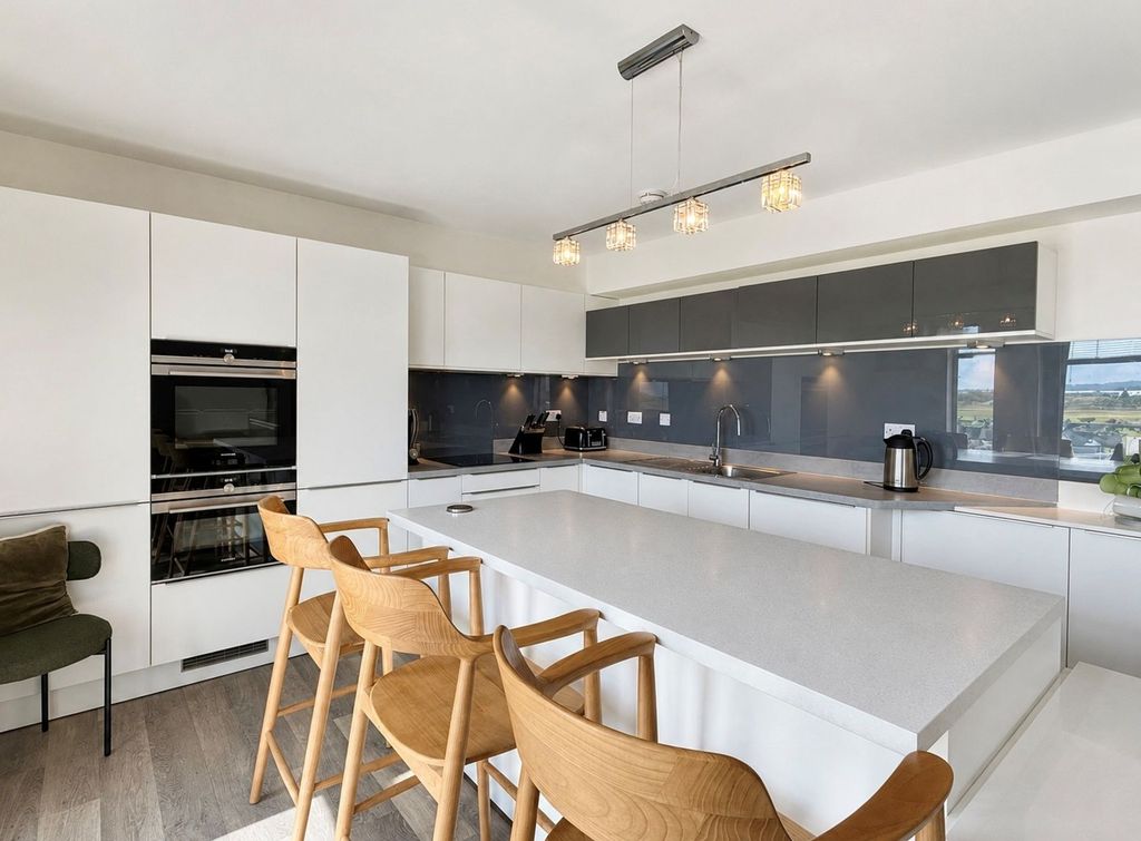 Additional image 7 of 2 bed flat for saleLinks Road, Prestwick KA9