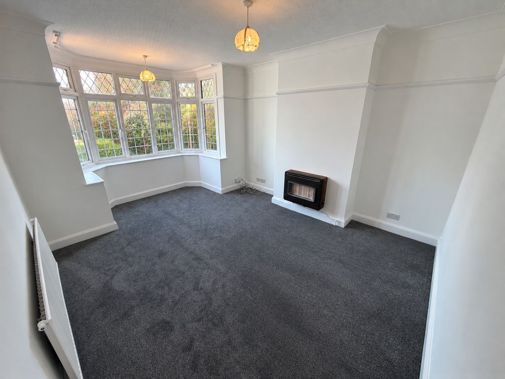 Property photo 2 of 10 5516032