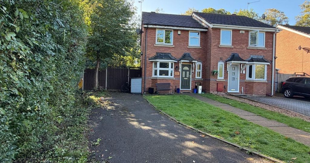 Property photo 1 of 2