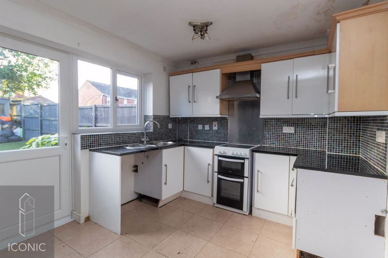 Property photo 3 of 11 Photo 1