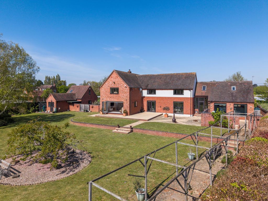 Property photo 1 of 54