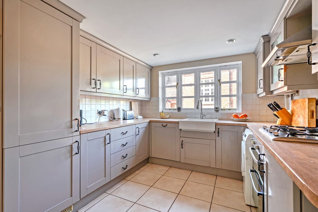 Property photo 3 of 23 1468442-18-6A1623...