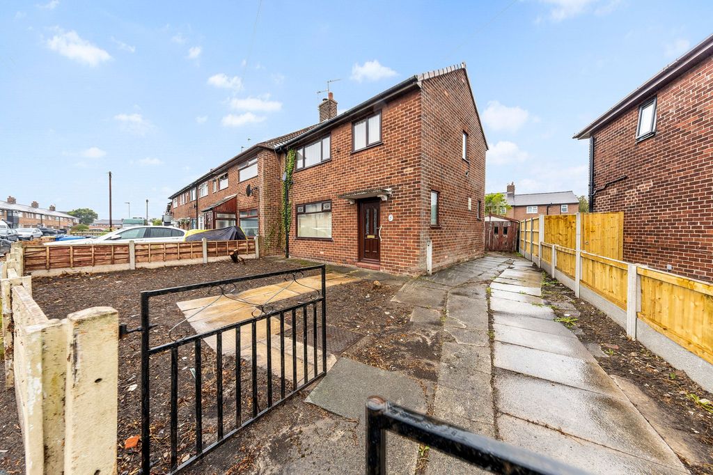 Property photo 1 of 16